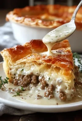 Sausage Gravy Puff Pie