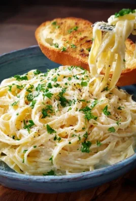 Fettuccine Alfredo